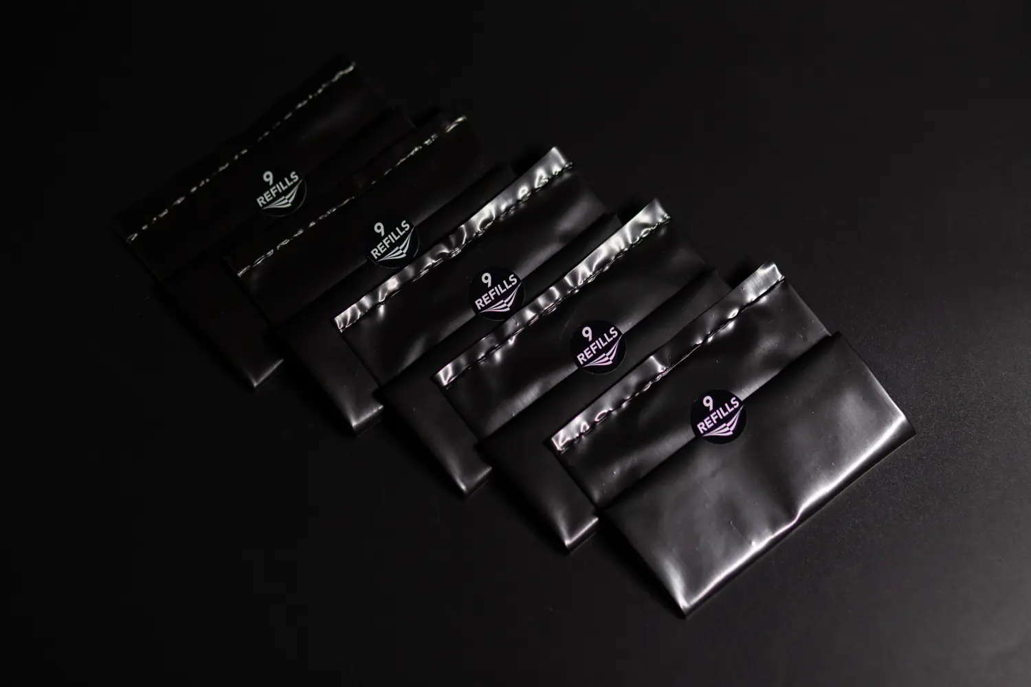 The Deluxe Pucks - Image 8